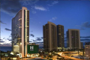 Luxury 2BR 2BA Water Front in Hyde Beach Resort